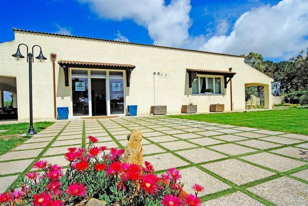 Hotel Domominore Фертилия Экстерьер фото