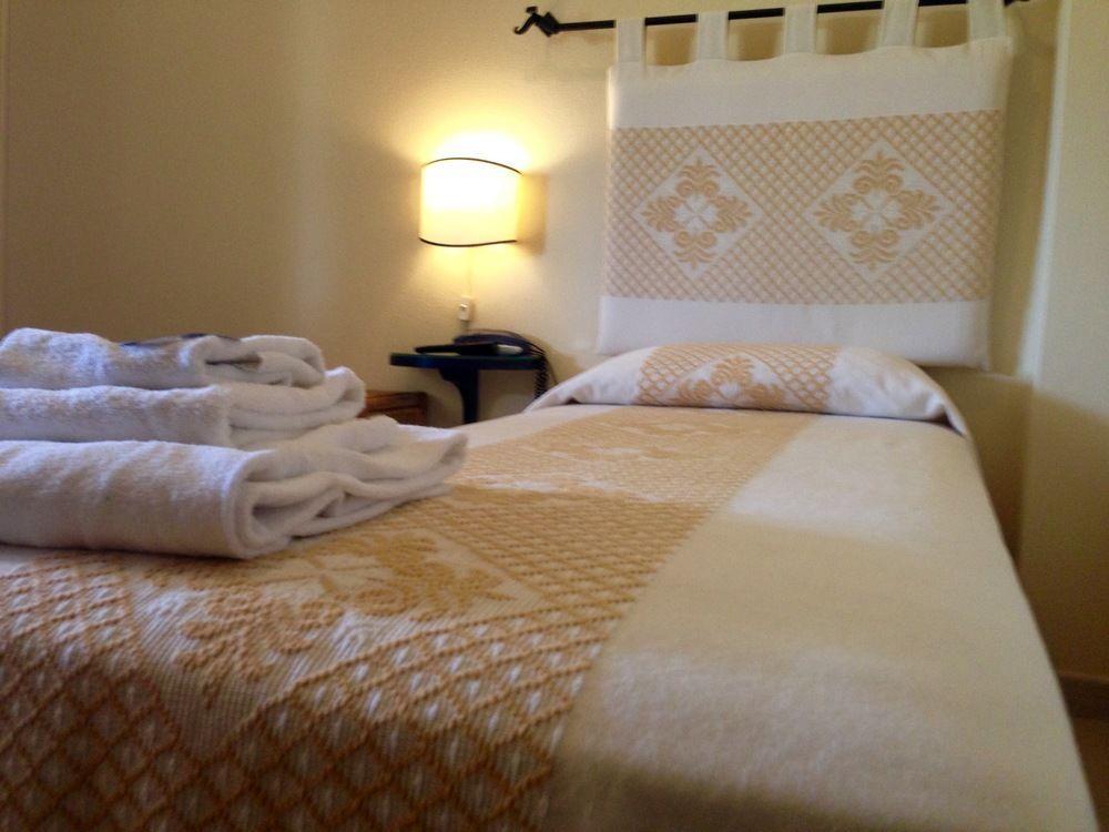 Hotel Domominore Фертилия Экстерьер фото