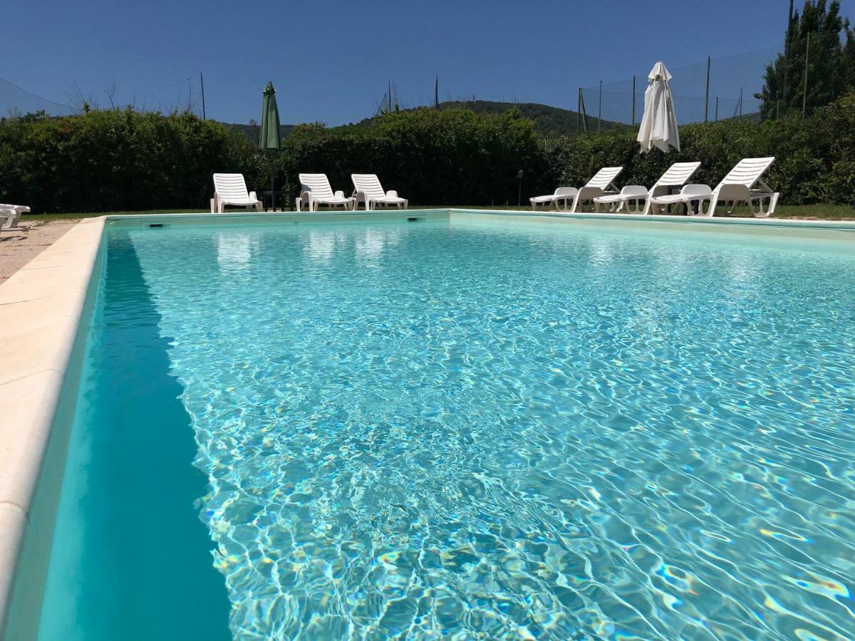 Hotel Domominore Фертилия Экстерьер фото